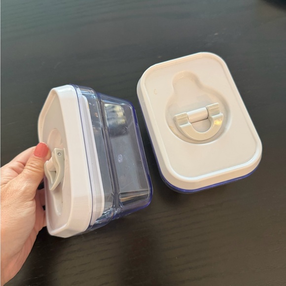 ☀️🌴 Food Storage Containers - Picture 1 of 2